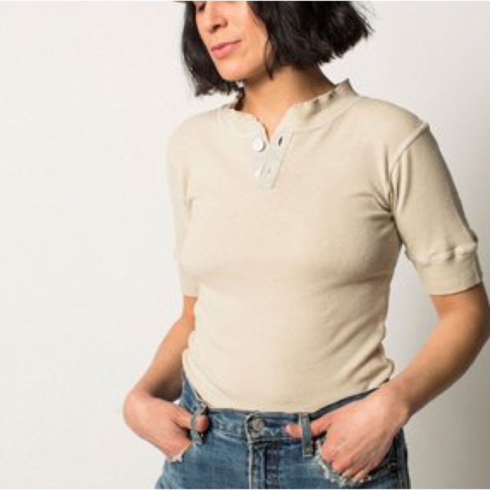 esby chloe henley in dune size M